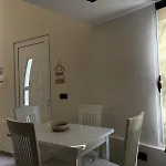 Сasa de vacaciones Suloti Retreat Homes *