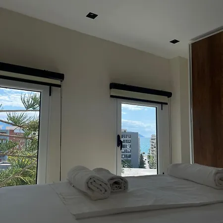 Suloti Retreat Homes Дом отдыха Влёра