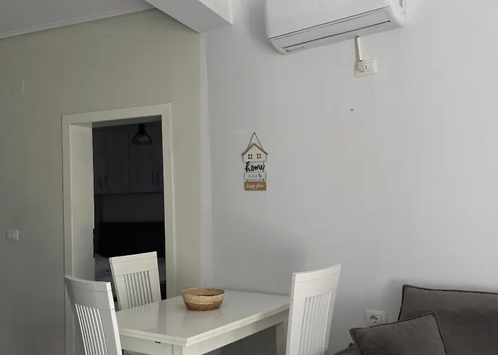 Suloti Retreat Homes Hébergement de vacances Vlorë