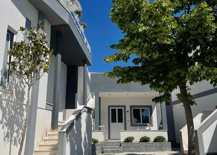 Suloti Retreat Homes Vlorë